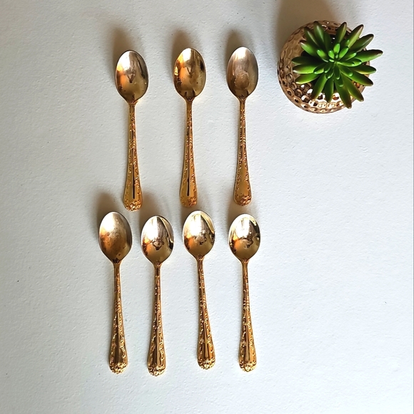 Vintage Wm. Rogers & Son China Gold Plated Enchanted Rose Teaspoons Set of 7 - Picture 6 of 16